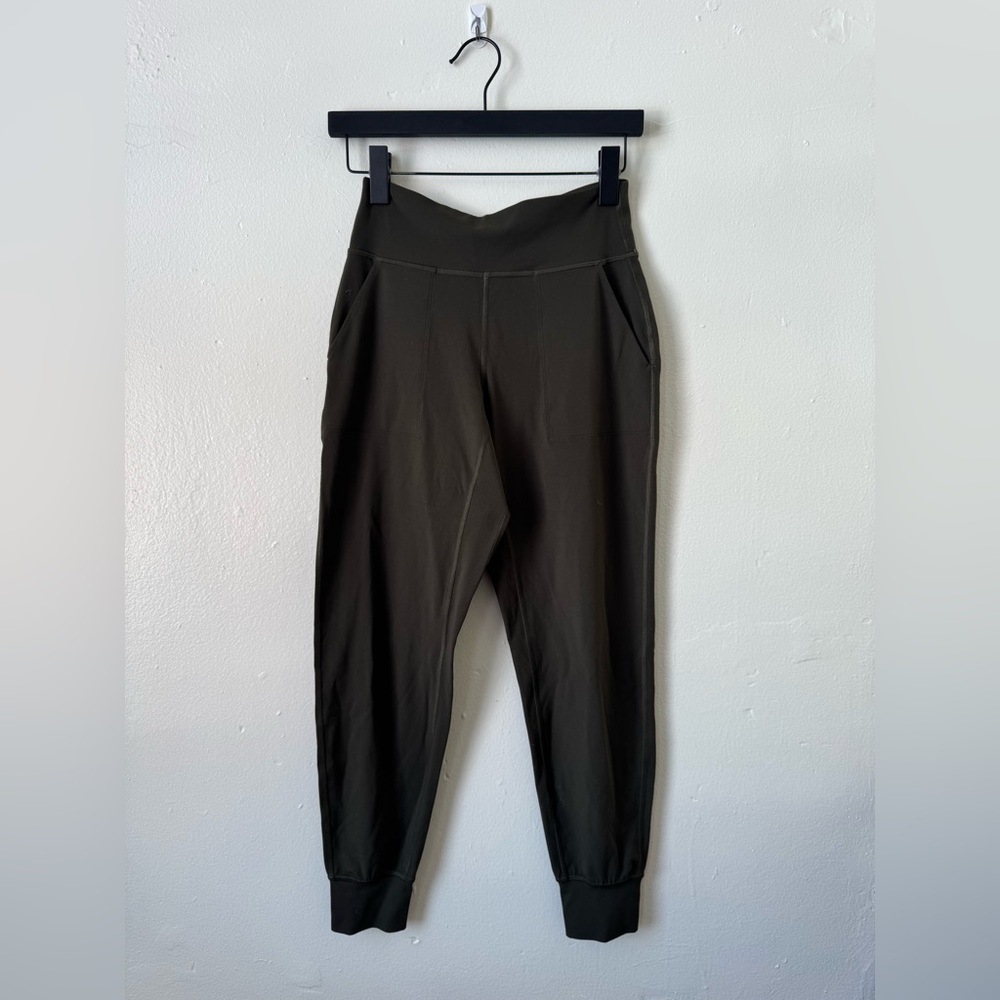 lululemon Align Joggers - Picture 2 of 8